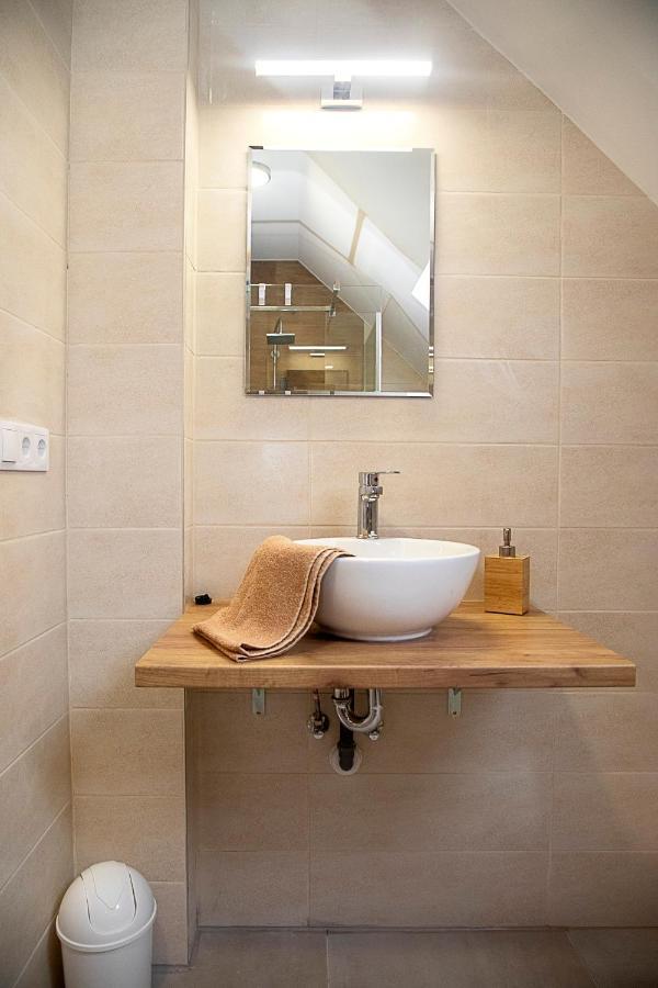 Lux Apartman Buek Extérieur photo