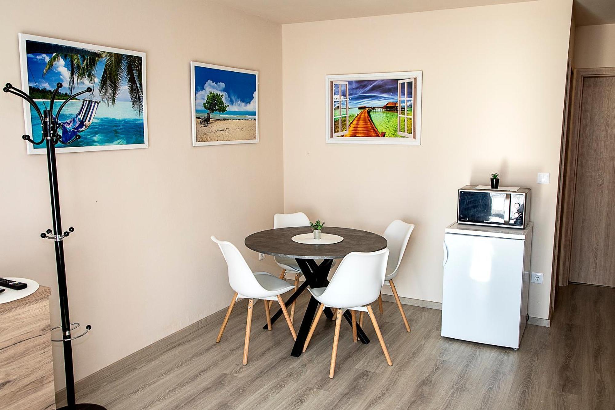 Lux Apartman Buek Extérieur photo
